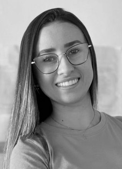Tainá Gomes